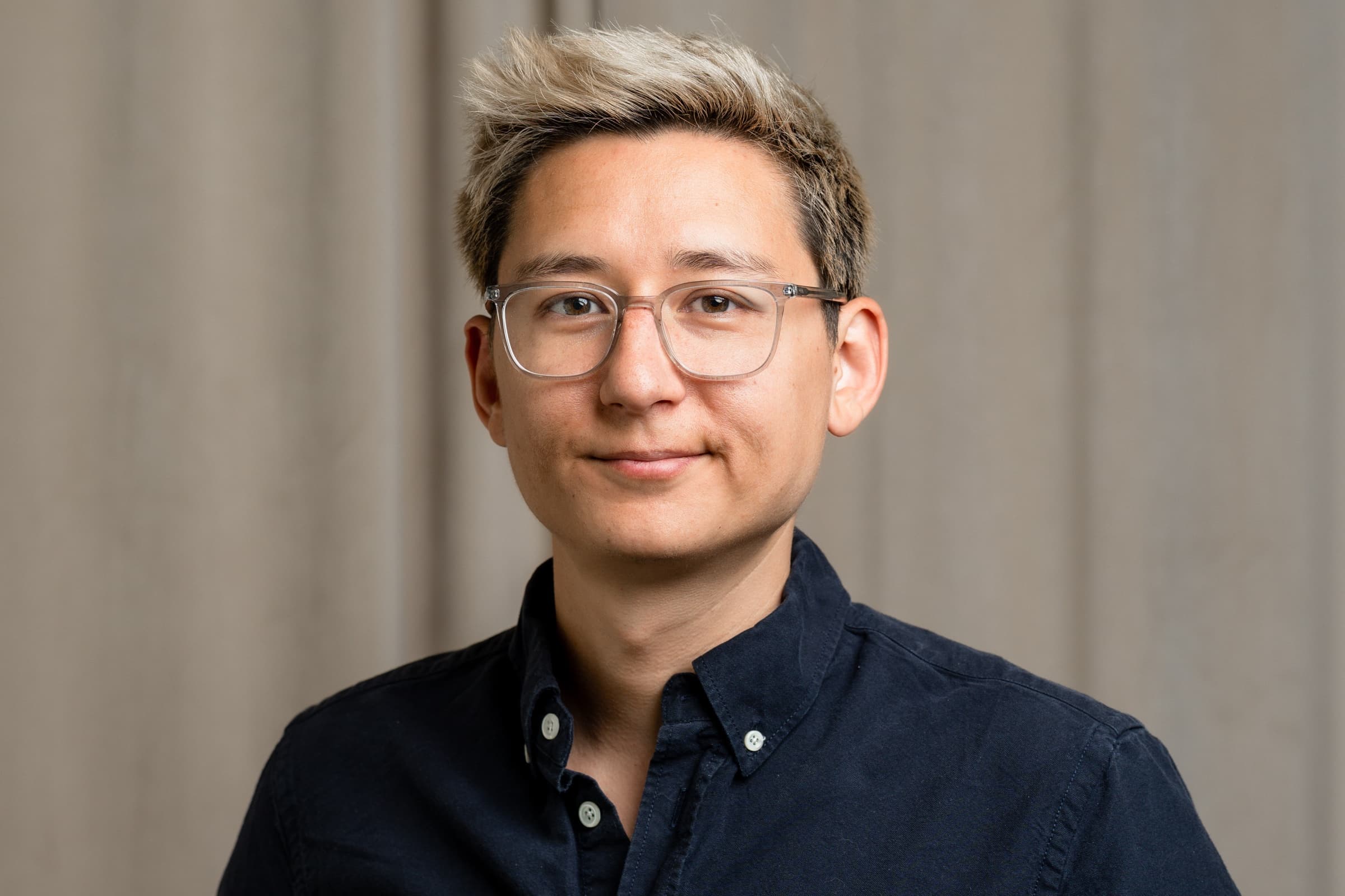 Portrait of Derek Fidler